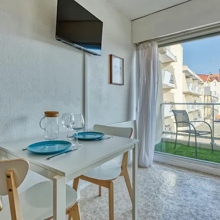 Casino-4 By Interhome Apartmán